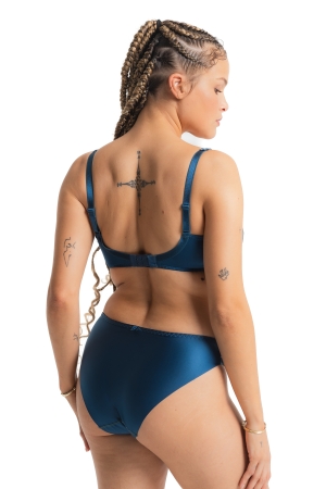 ELECTRIC WAVES – BRIEF -... 2