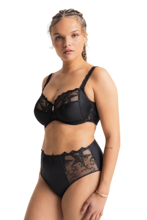 SUPERSTAR - FULL-BRIEF -...